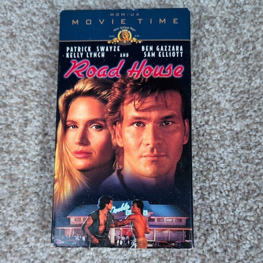 Road House‎ VHS Movie Patrick Swayze Kelly Lynch Ben Gazzara MGM UA